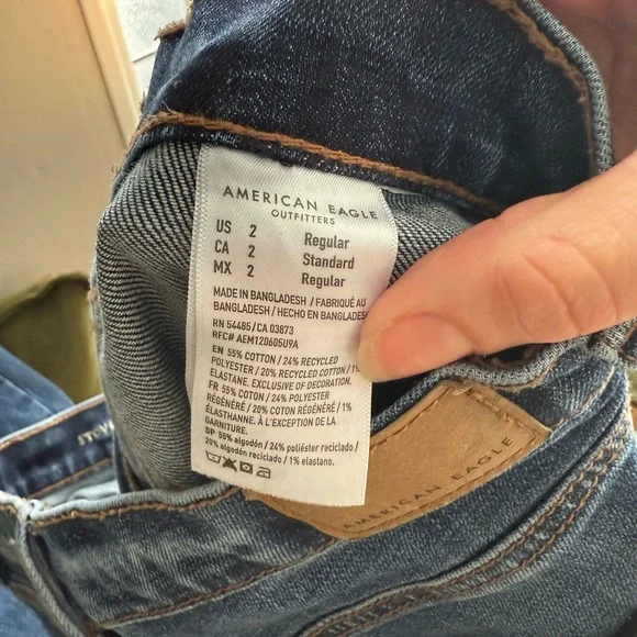 AE77 Premium Stovepipe wide Leg Jean size 2 Regular - Picture 3 of 6